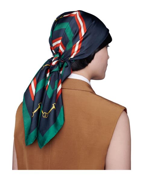 sciarpe e foulard gucci|sciarpe gucci donna.